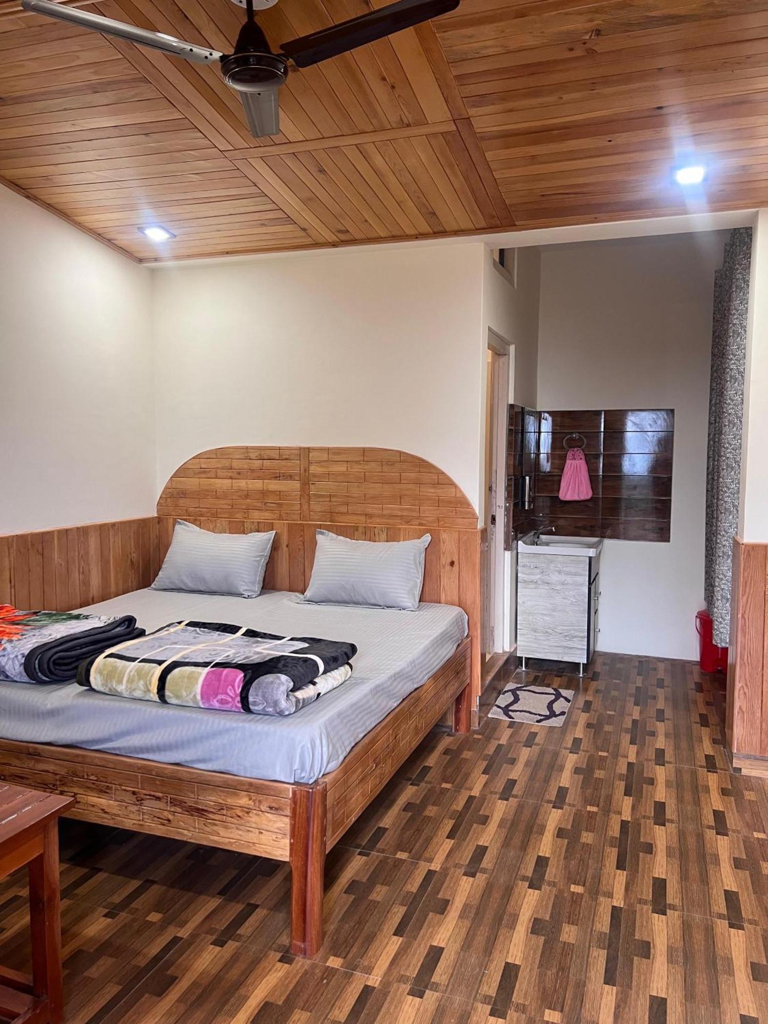 Binsar Royal Homestay Dhaulchhina, Almora Exteriér fotografie